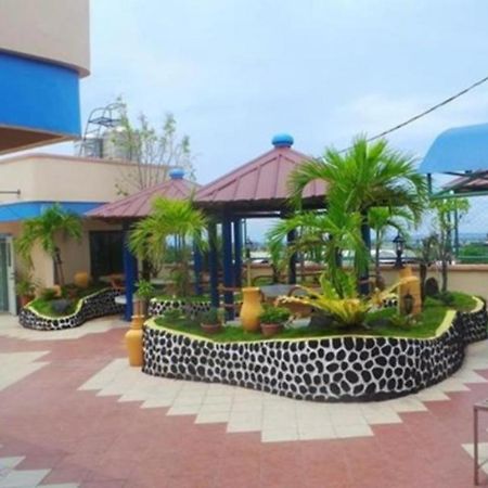 Tabaco Gardenia Hotel Baranghauon Esterno foto